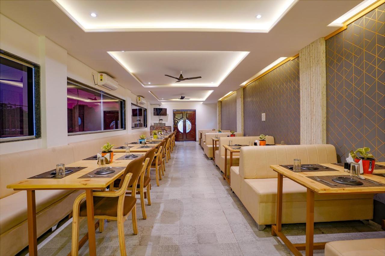 Collection O Hotel Farmaish Garden Chinchvad Exterior photo